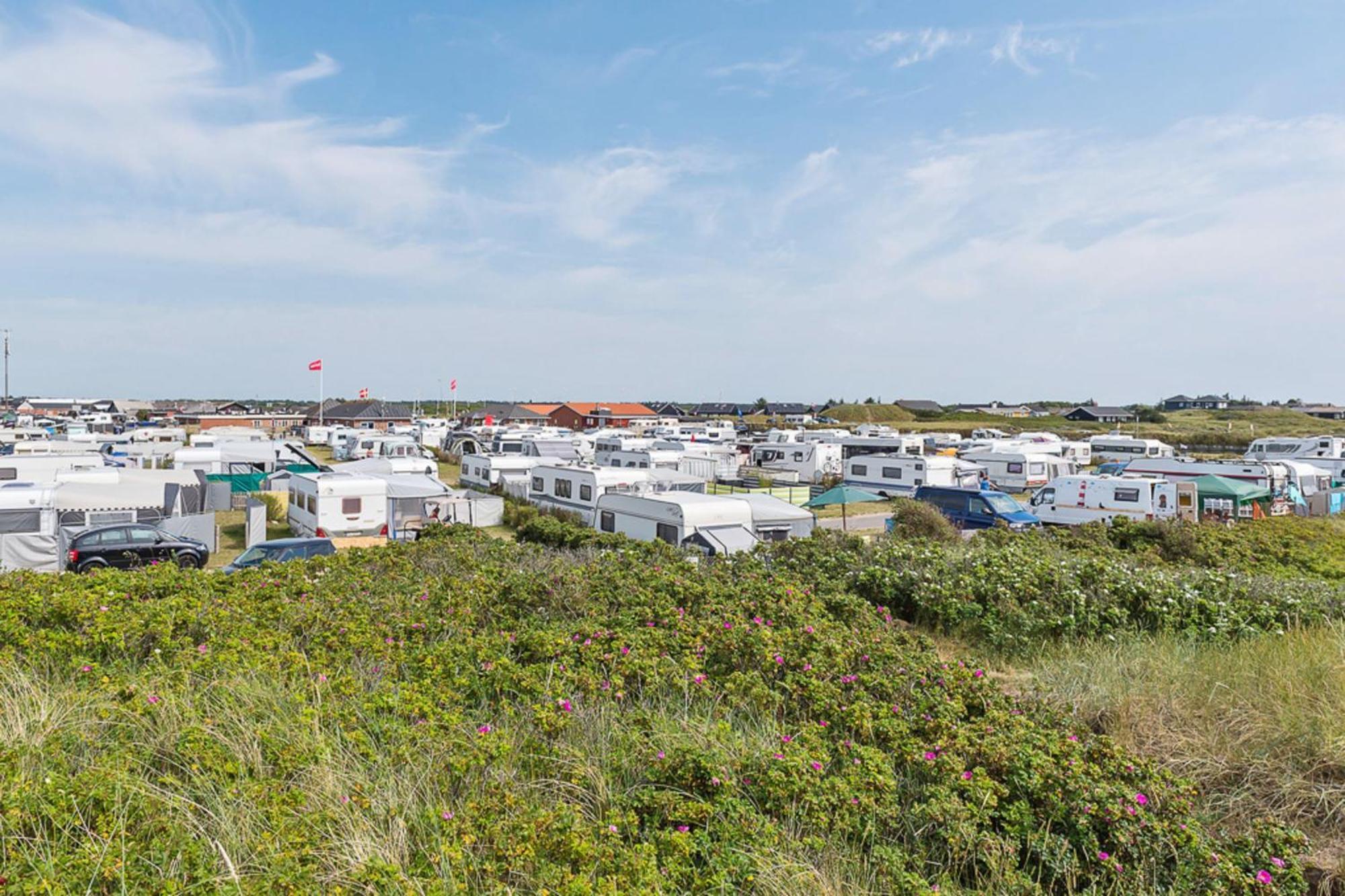 First Camp Lakolk Strand Camping Esterno foto